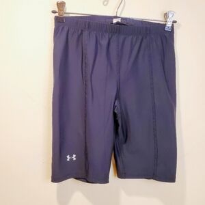Under armour black athetic short Size M